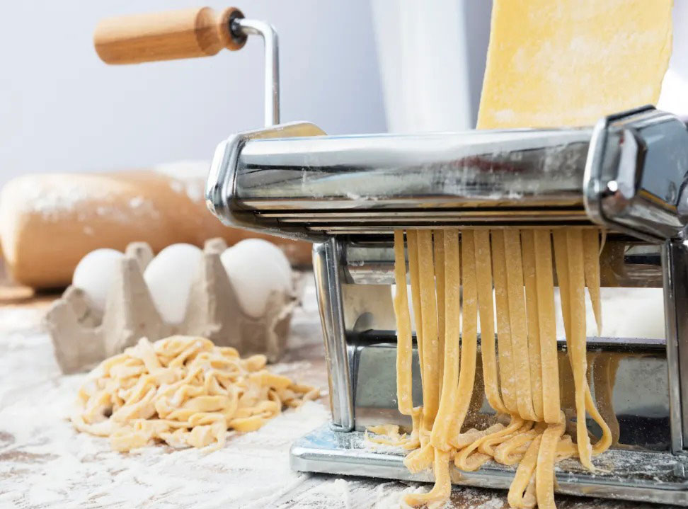 What Is The Best Pasta Maker Machine(图1)